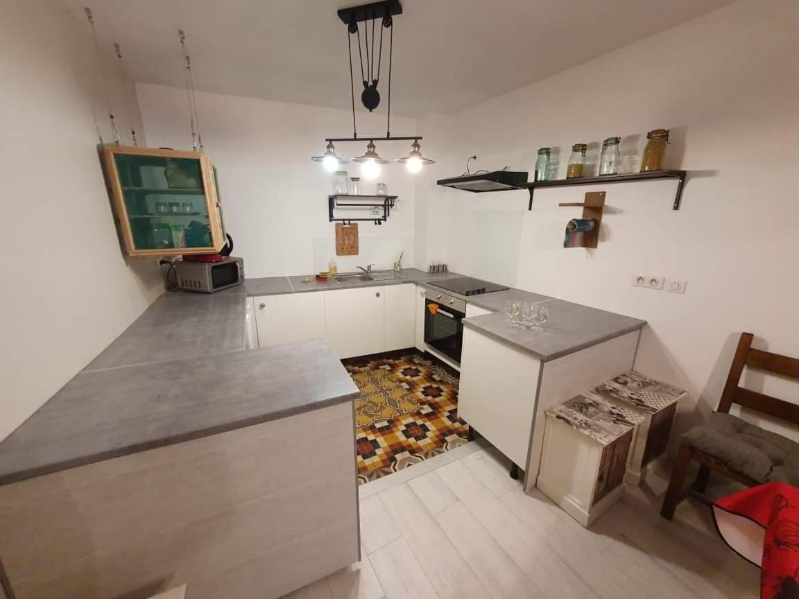 Maisonnette Paulhannaise Luaran gambar